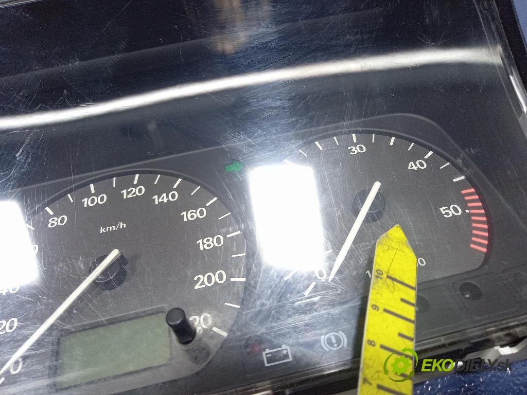 Volkswagen Passat 1.9 tdi 1996 prístrojovka/ budíky 3A0919860M