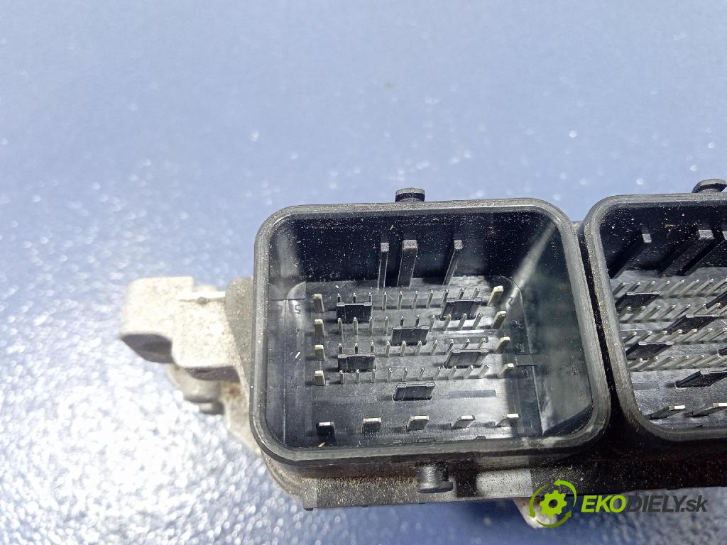 Citroen Ds5 2013 riadiaca jednotka Motor: 9667175380
