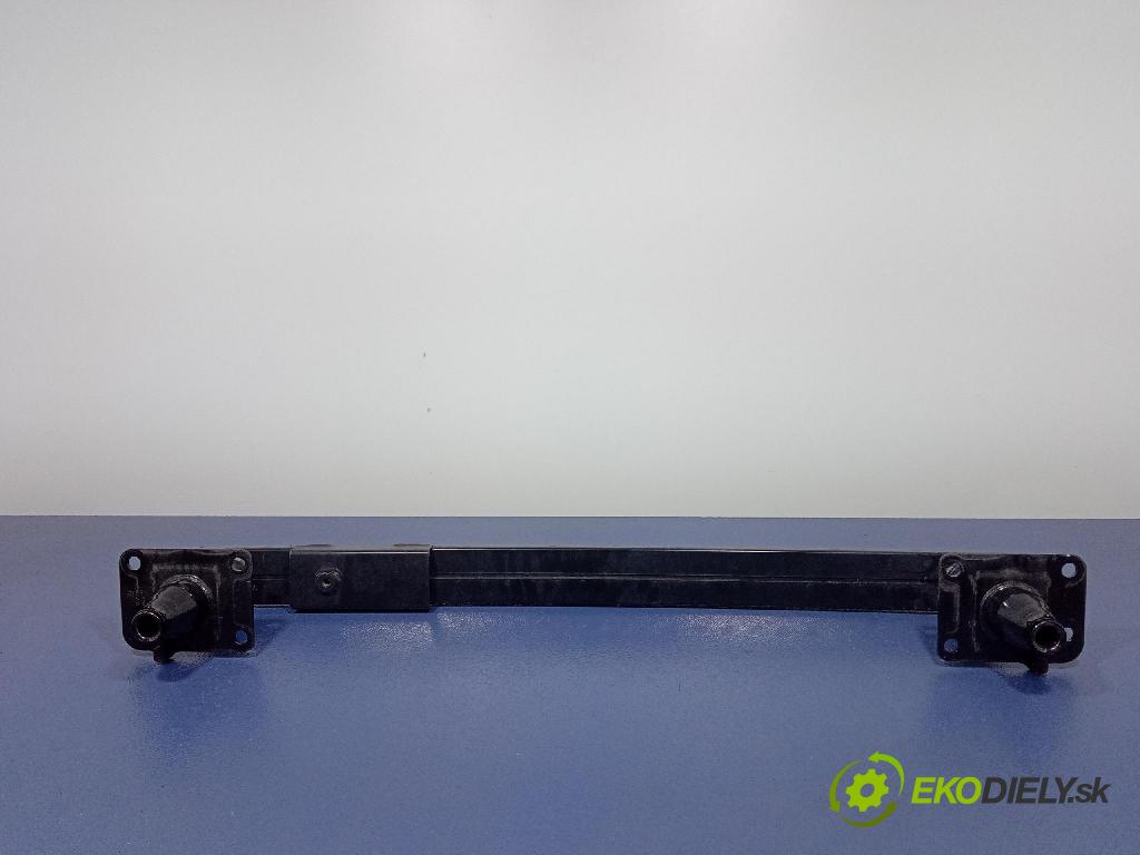 Citroen Ds5 2013 výztuha narazník před 9670186380