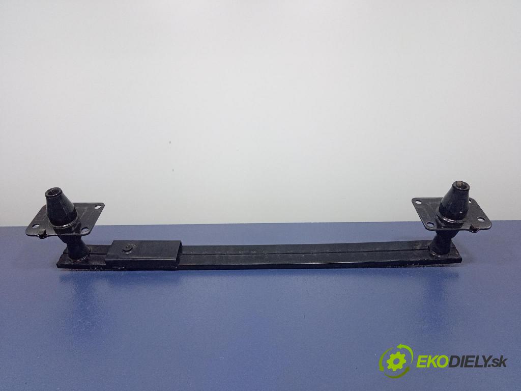 Citroen Ds5 2013 výztuha narazník před 9670186380