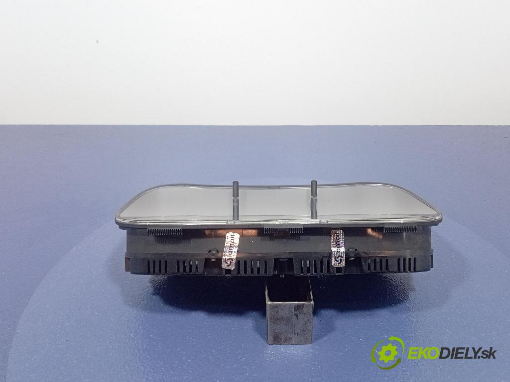 Volkswagen Golf 2000 prístrojovka/ budíky 1J0920822