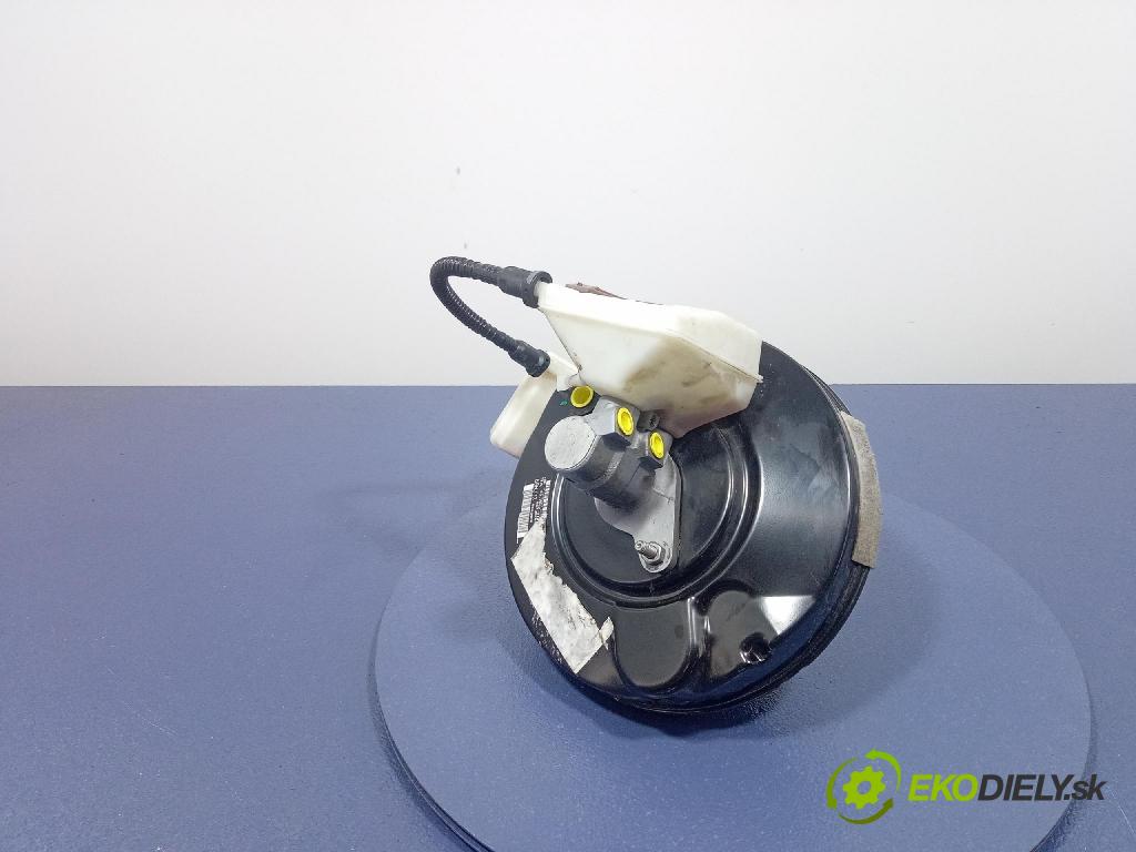 Citroen Ds5 2013 servo Brzdní: 9673926480
