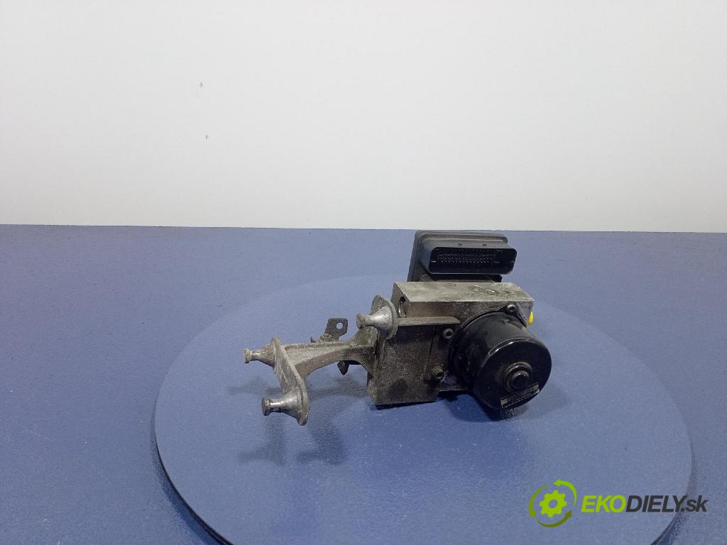 Mercedes-benz C200 cdi 2003 čerpadlo ABS x A2095452532