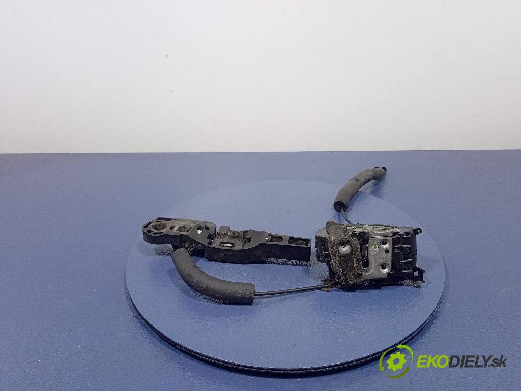 Renault Laguna 2013 zámek dveře Zad: Levý: 825010003R