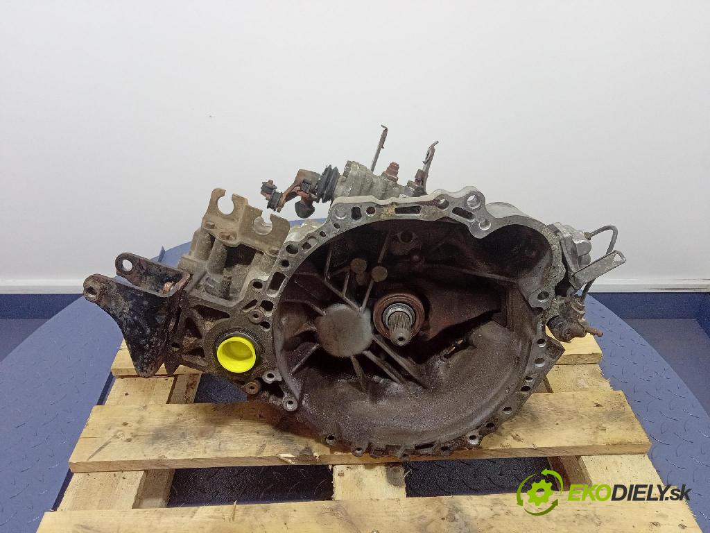 Toyota Corolla 2.0 d-4d 2004 prevodovka Manualna E350C