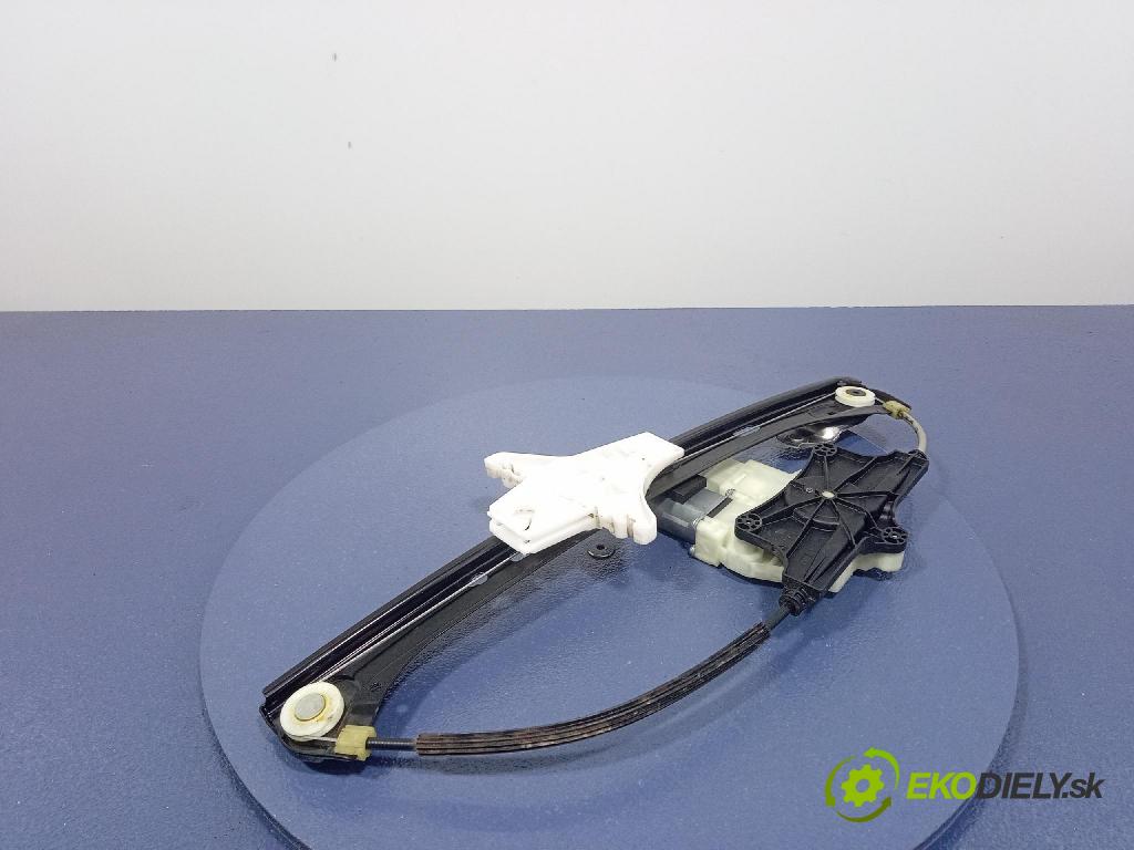 Vw Passat 2020 mechanismus stahování Sklenka: Zad: v pravo: 3G9839462B