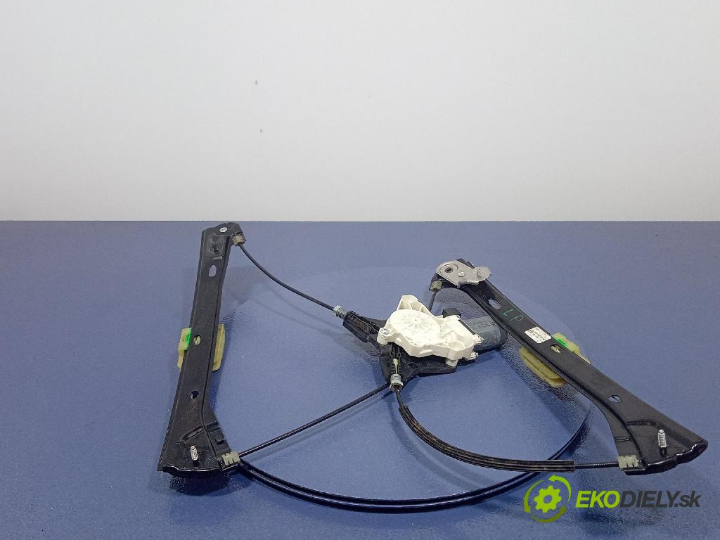 Vw Passat 2020 mechanismus stahování Sklenka: před Levý: 3G0837461C