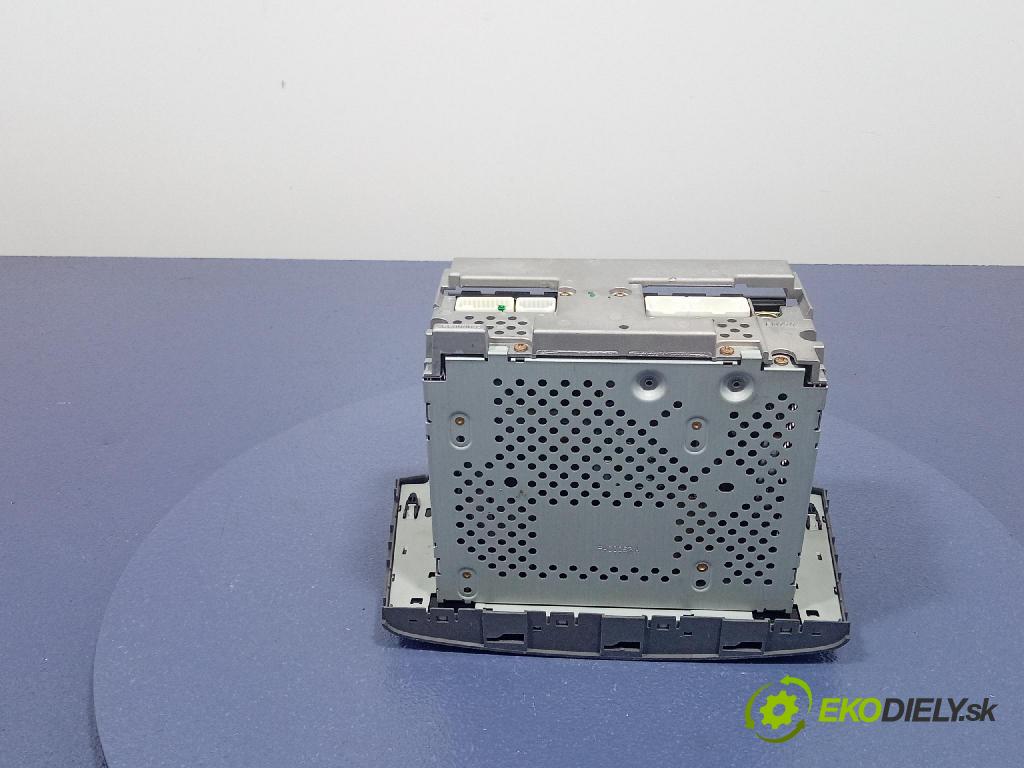Toyota Avensis 2005 Radio I Navigácia: 86120-05080