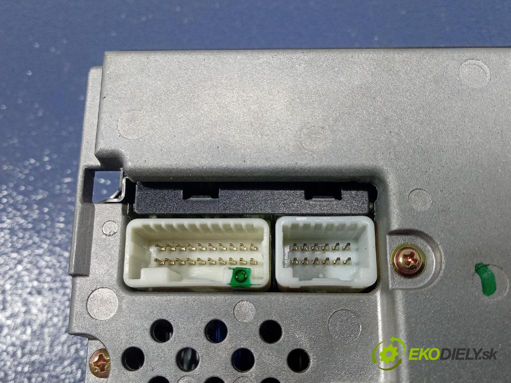 Toyota Avensis 2005 Radio I Navigácia: 86120-05080