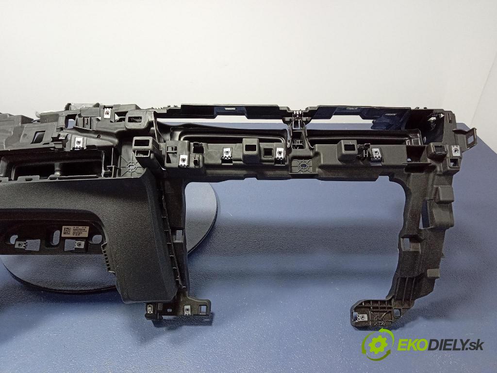 Bmw Ix1 2023 kokpit,pristrojová doska 9875244