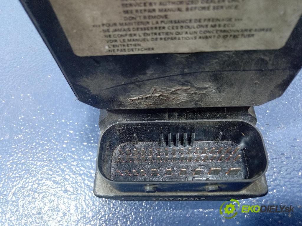Toyota Avensis 2005 čerpadlo ABS x 44540-05033