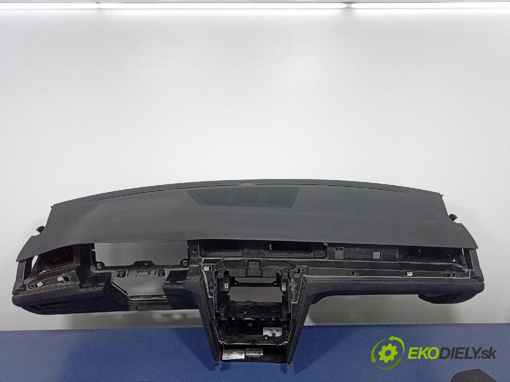 Vw Passat 2020 kokpit,pristrojová doska 01