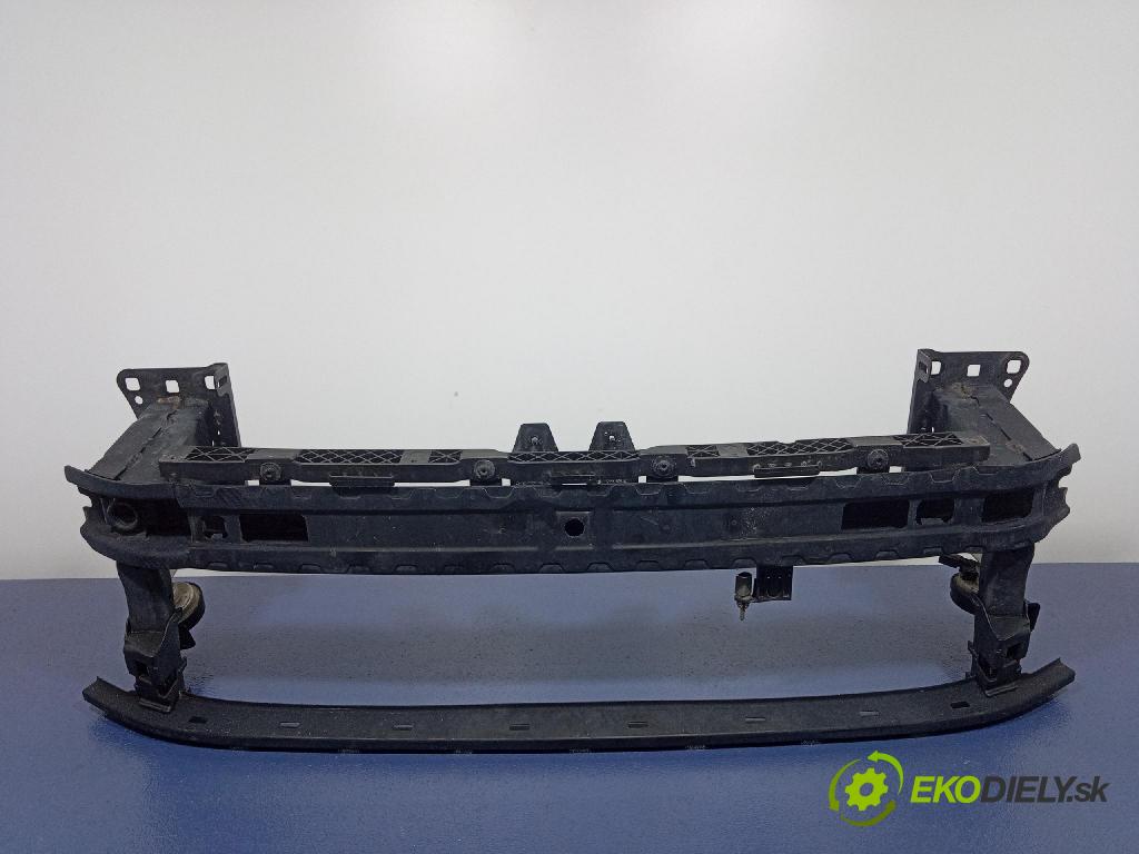 Vw Passat 2020 výztuha narazník před 3G0807611A