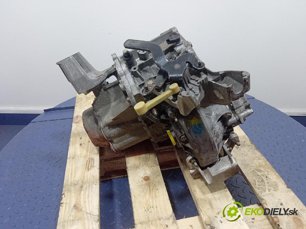 Peugeot 407 sw 2005 prevodovka Manualna 20DM59