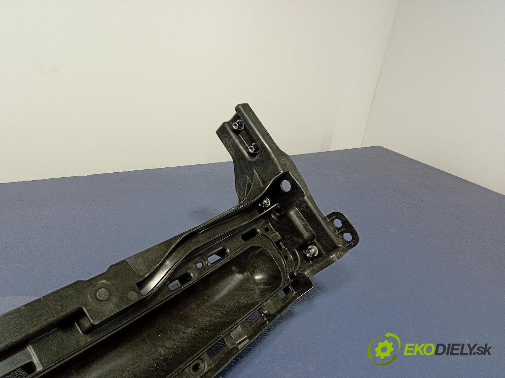 Toyota Yaris 0 výztuha Čelní / stěna Přední 53213-K0011