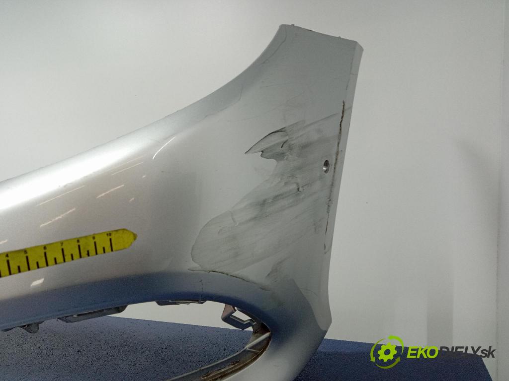 Mercedes E-klasa 0 nárazník před 01