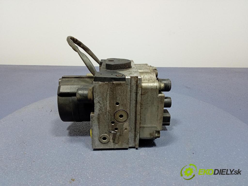 Land Rover Freelander 1999 čerpadlo ABS x SRB101230