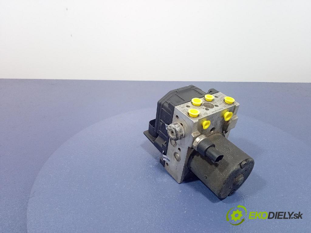 Audi A4 2002 čerpadlo ABS x 8E0614517