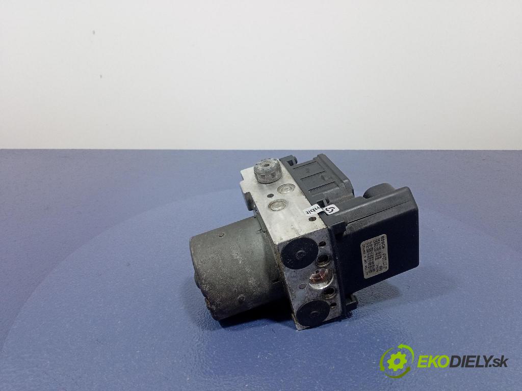 Audi A4 2002 čerpadlo ABS x 8E0614517