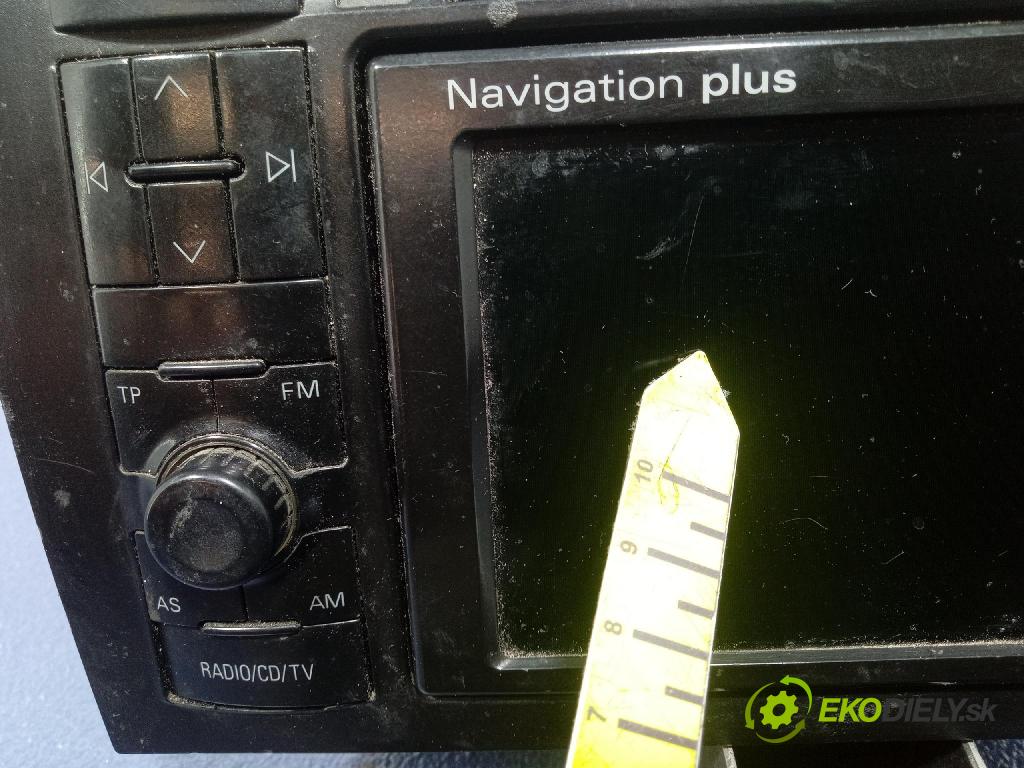 Audi A6 2000 Radio I Navigácia: 01