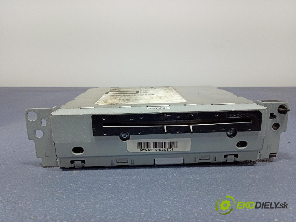 Bmw Seria 5 2013 Radio I Navigácia: 9323787