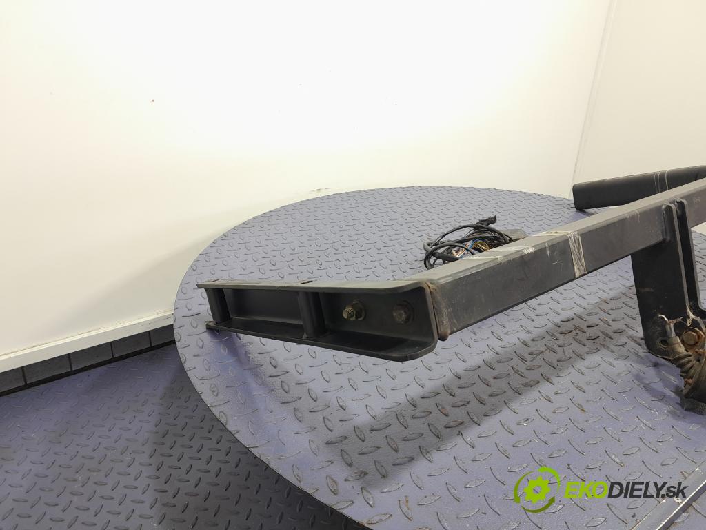 Audi A6 2005 oko Do Přívěsy 5906327120696