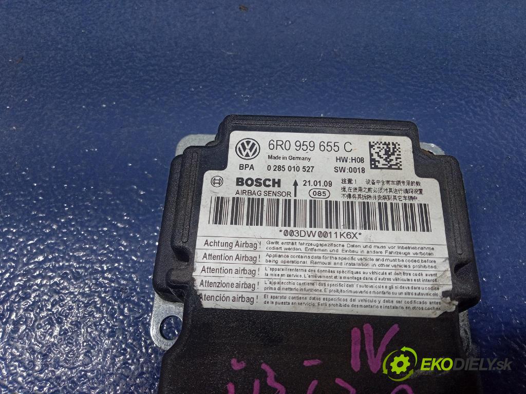 Seat Ibiza 2009 kokpit,pristrojová doska 01