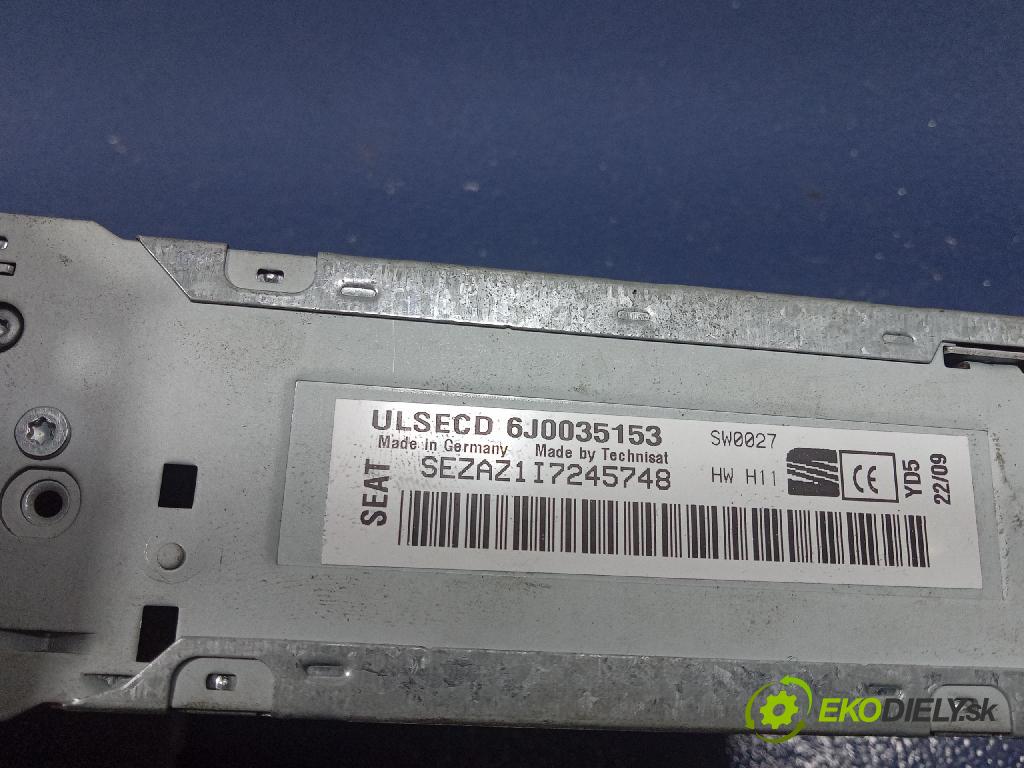 Seat Ibiza 2009 Radio I Navigácia: 5WA825102A