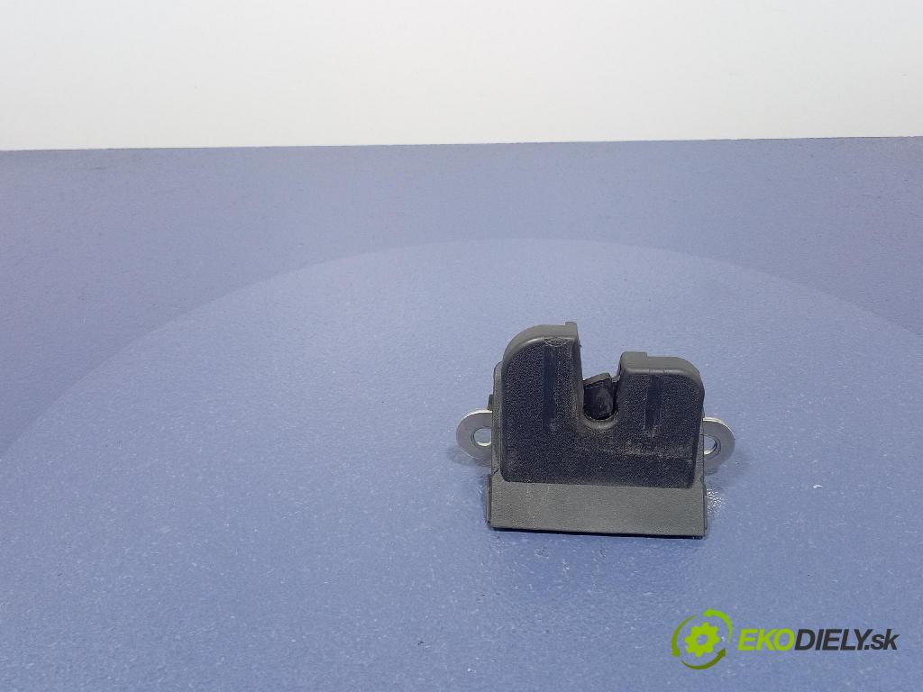 Seat Ibiza 2009 zámek Klapky: kufr 6J3827505