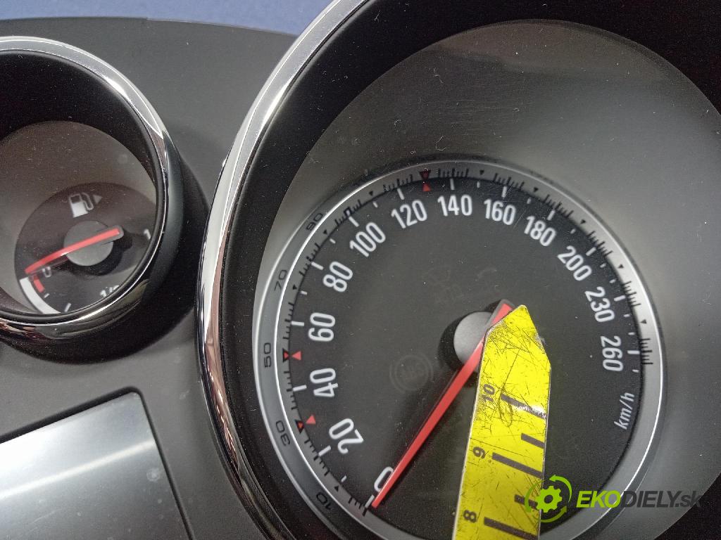 Opel Zafira 2015 prístrojovka/ budíky 13460584