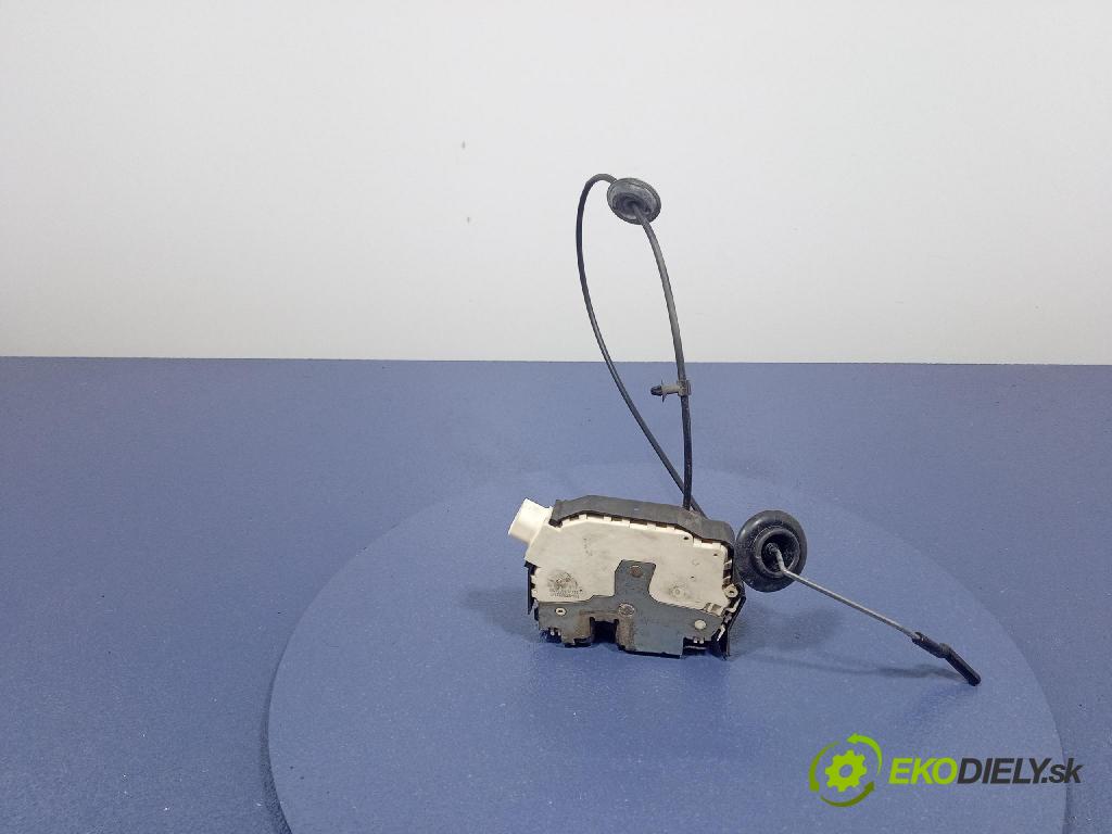 Mini One 2004 zámek dveře před v pravo: 01