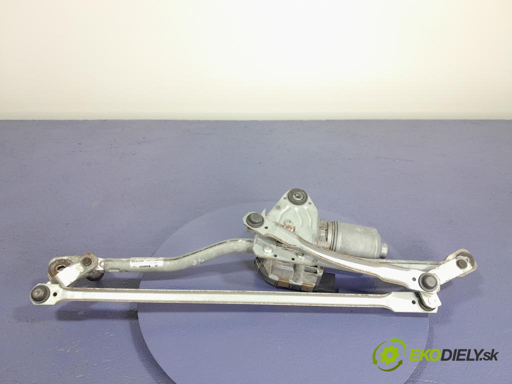 Audi A6 2005 mechanismus motorek Stěrače: před 4F1955023J
