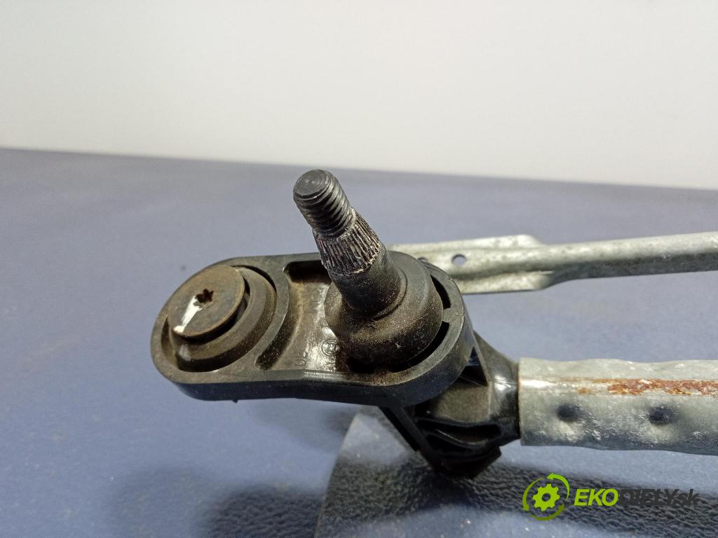 Skoda Octavia 2020 mechanismus motorek Stěrače: před 5E4955023
