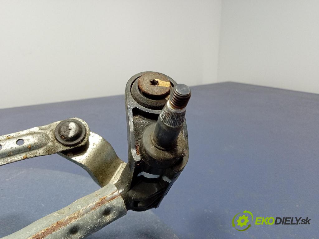 Skoda Octavia 2020 mechanismus motorek Stěrače: před 5E4955023