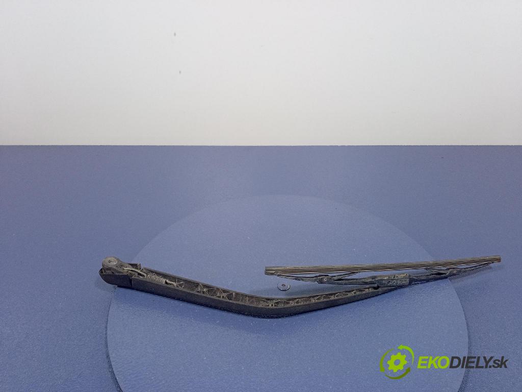 Opel Vivaro 2004 Paže: Stěrače: Zad: 01
