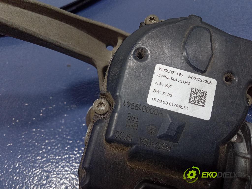 Opel Zafira 2015 mechanismus motorek Stěrače: před W000027199