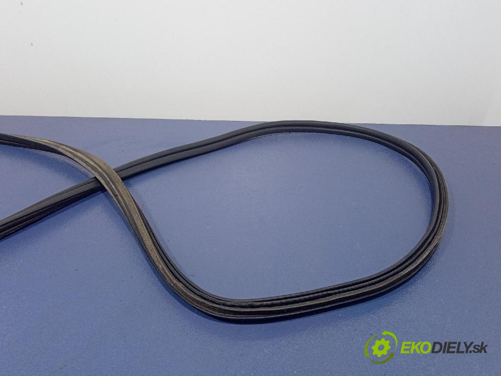 Opel Zafira 2015 Těsnění: Kryty: kufra: 13390484