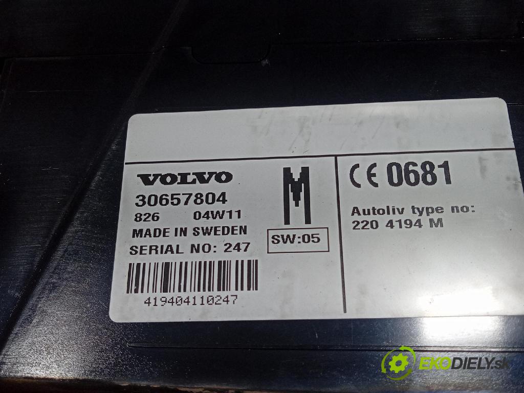 Volvo S60 2004 Radio I Navigácia: 30657637-1