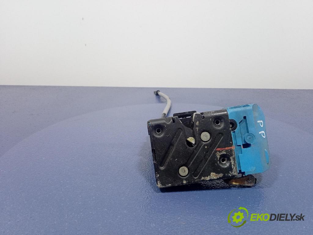 Volvo S60 2004 zámek dveře před v pravo: 30663042