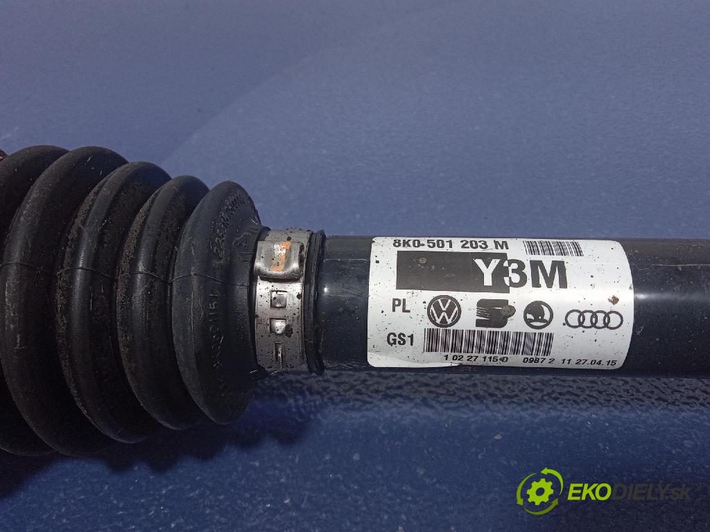 Audi A4 2015 poloos ľavá zad 8K0501203M