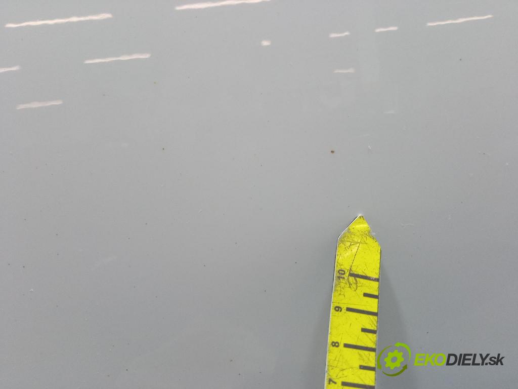 Audi A4 2015 dvere Predné Vľavo: 01