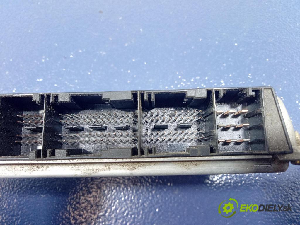 Bmw Seria 3 2004 riadiaca jednotka Motor: 7551615
