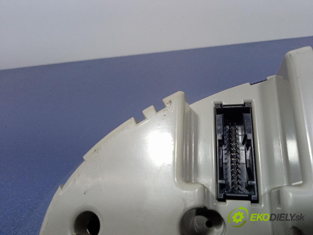Bmw Seria 3 2004 prístrojovka/ budíky 6940868