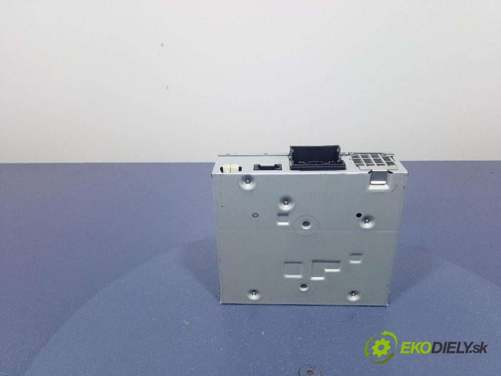 Audi A4 2015 Radio I Navigácia: 4G1035053J