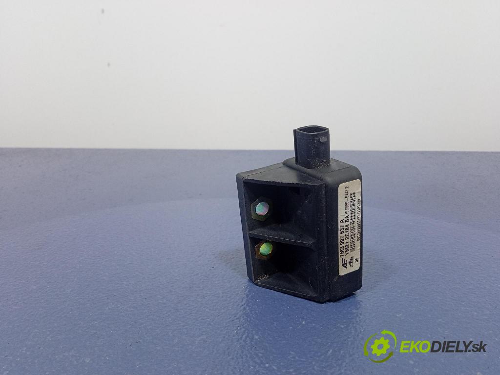 Vw Sharan 2001 snímač ESP. 1J0907657A