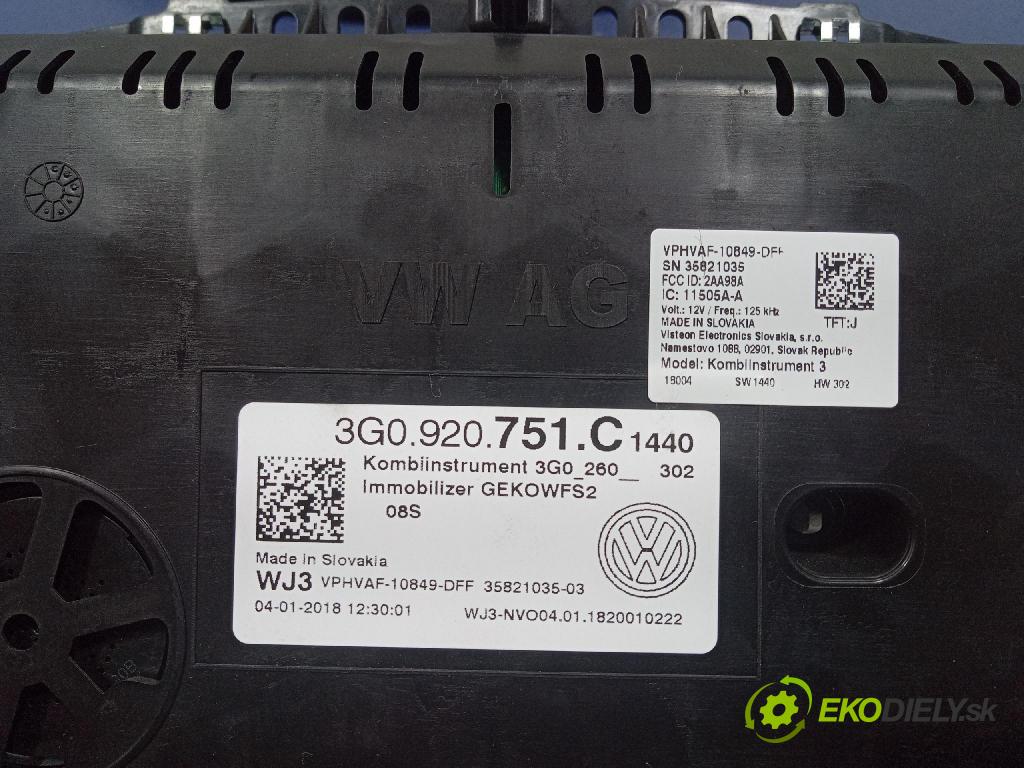 Vw Passat 2018 prístrojovka/ budíky 3G0920751C