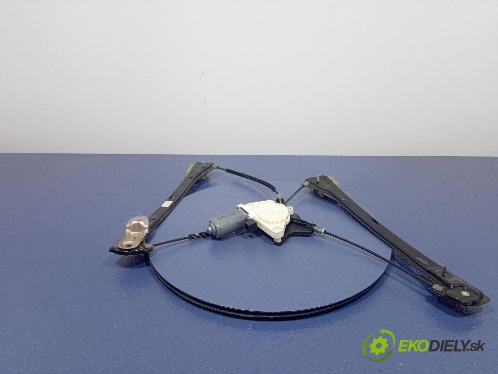 Vw Passat 2018 mechanismus stahování Sklenka: před Levý: 3G0837461C