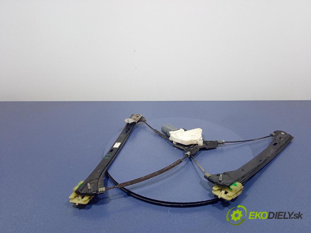 Vw Passat 2018 mechanismus stahování Sklenka: před v pravo: 3G0837462C