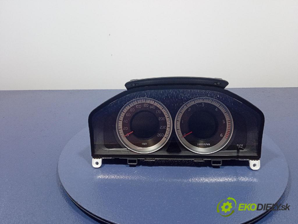 Volvo V60 2013 prístrojovka/ budíky 31343325AA