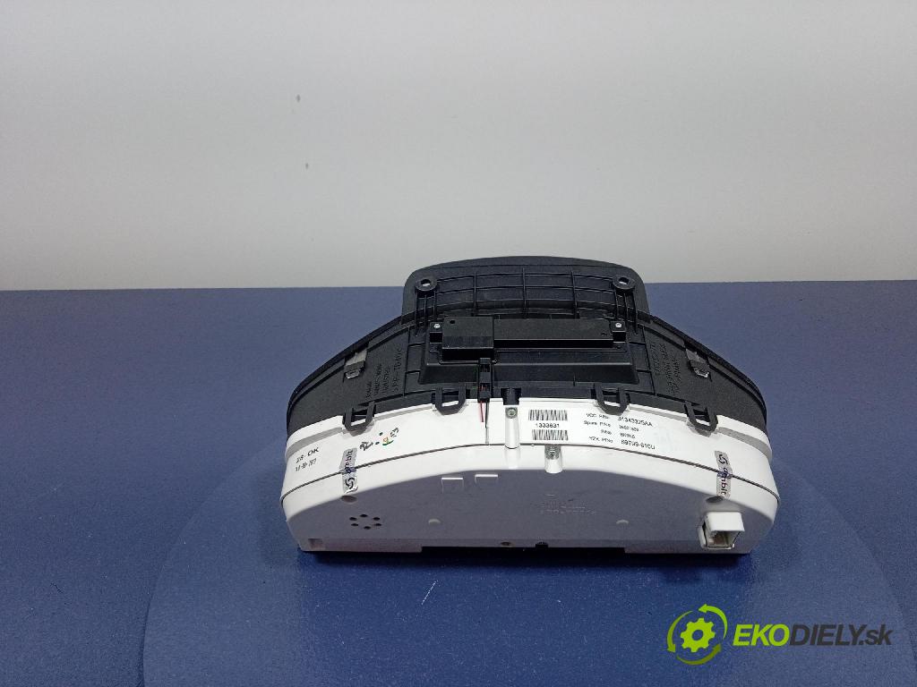 Volvo V60 2013 prístrojovka/ budíky 31343325AA